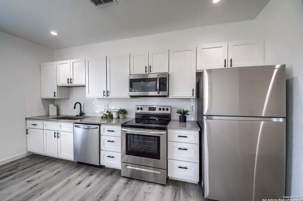 Building Photo - 2066 Dry Creek