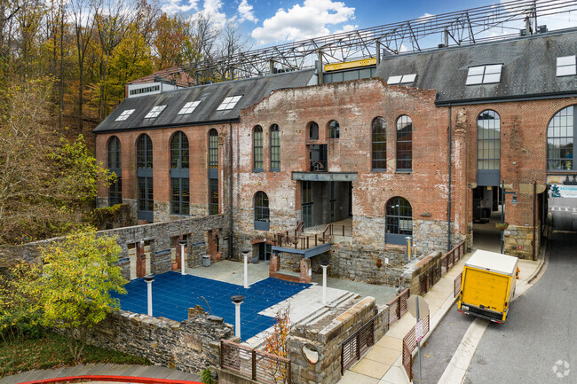 Building Photo - Millrace Condominiums