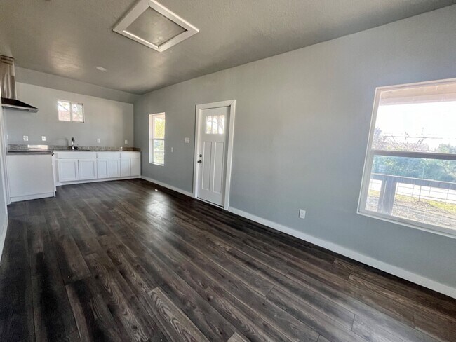 Building Photo - 2714 Observation Dr