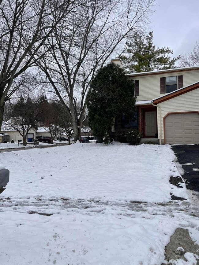 Building Photo - 6680 Birchton St