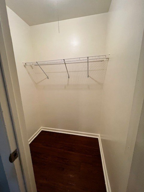 Building Photo - 503 E 6th St