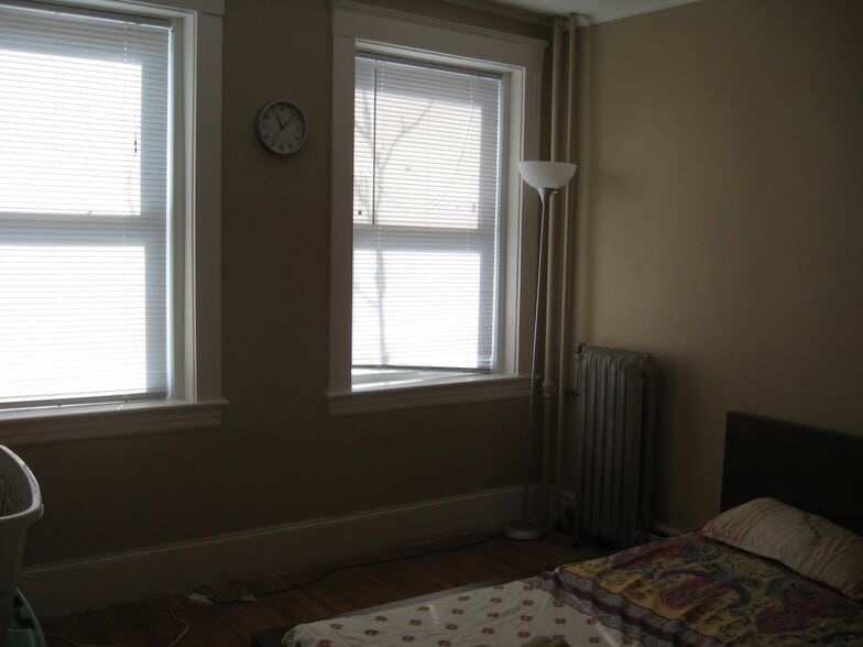 Building Photo - 1607 Commonwealth Ave