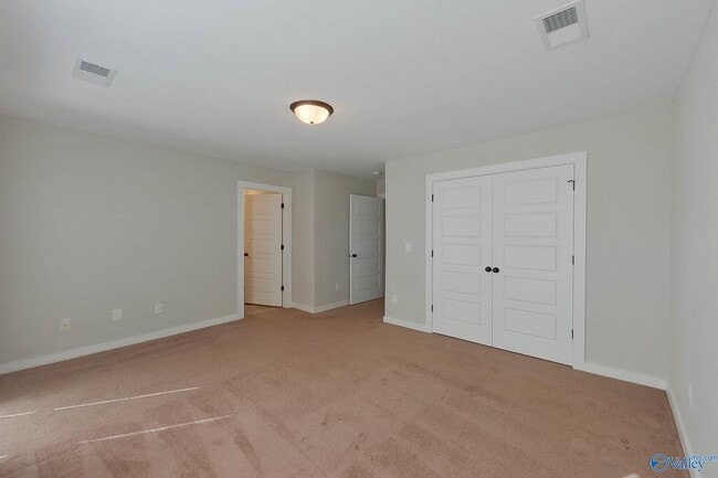 Building Photo - 44 Maple Leaf Dr