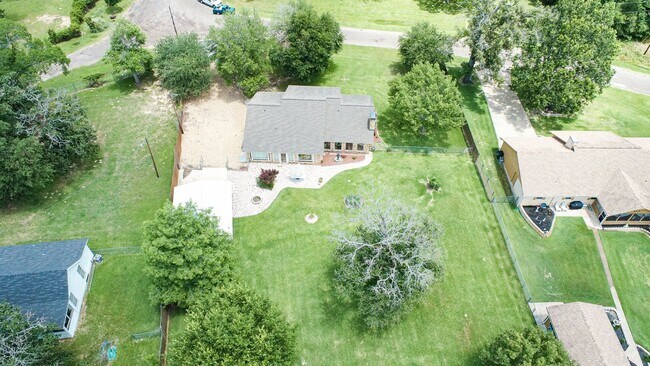 Building Photo - Coming Soon! 3 Bedroom Home On Lake Tyler!