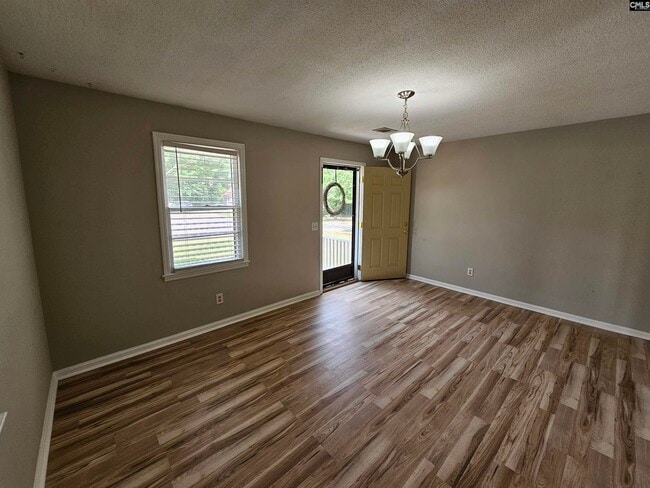 Building Photo - 10 Cinda Leigh Ct