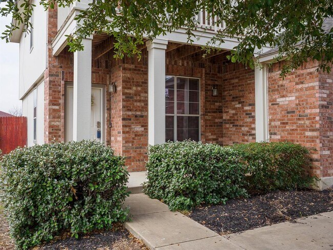 Building Photo - 13504 Richard Nixon St