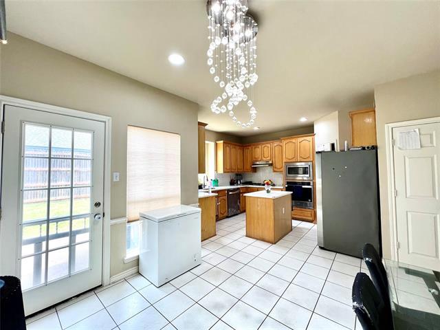 Building Photo - 3648 Blue Spruce Dr