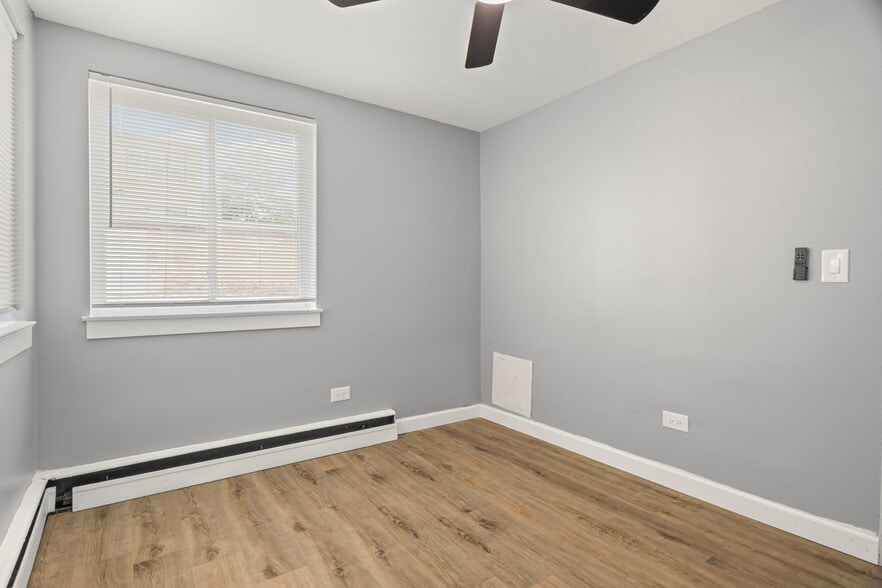 Bedroom - 1835 S 16th Ave