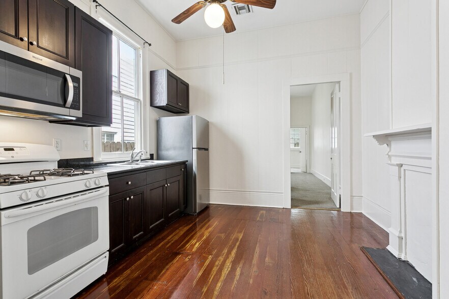 Building Photo - 1535 Dublin St