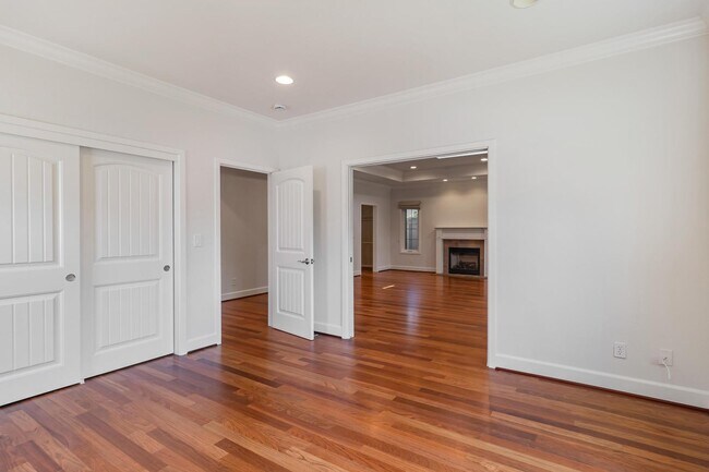 Building Photo - 130 Heather Ln