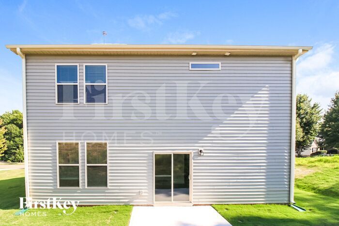 Building Photo - 5704 Beaver Pond Tl