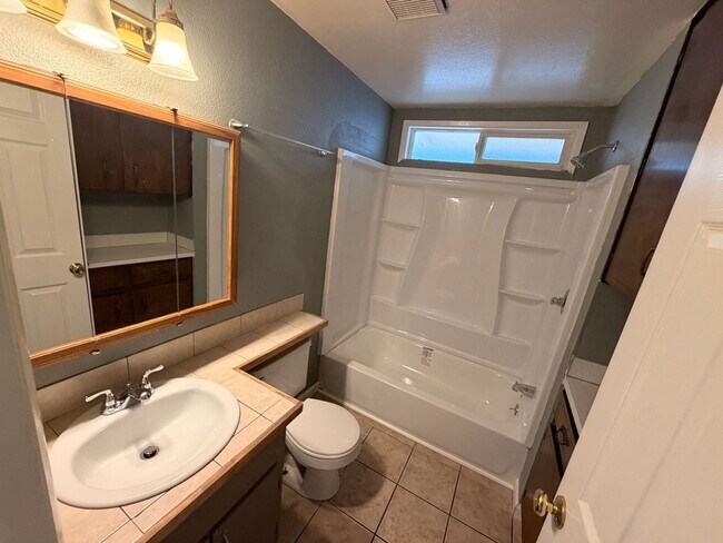 Building Photo - 5858 Shasta Way