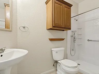 Building Photo - 1514 Mooreshill Dr