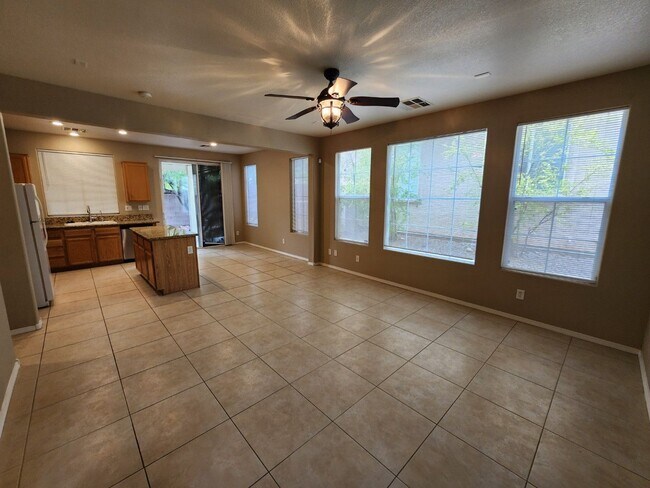 Building Photo - Charming 3 bedroom home with great curb ap...