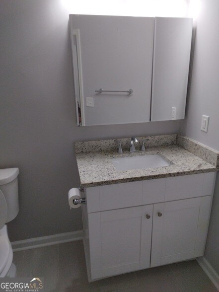 Building Photo - 10 Perimeter Summit Blvd