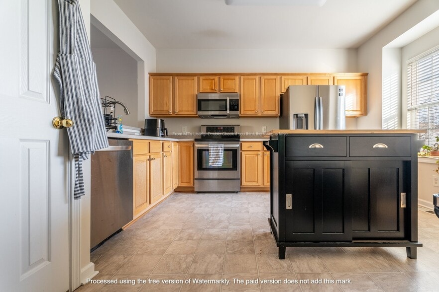 Building Photo - 5406 Berry Creek Cir