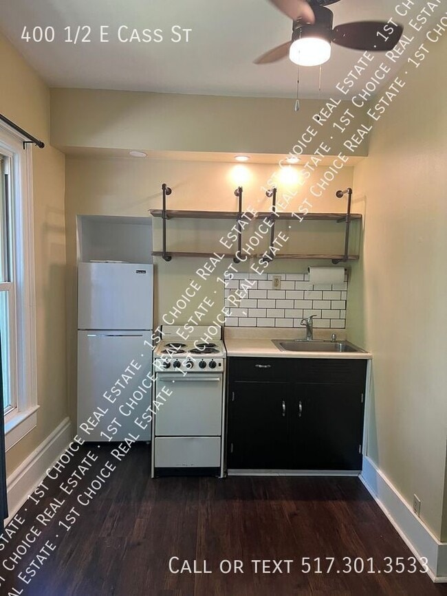 Building Photo - 400 1/2 E Cass St-