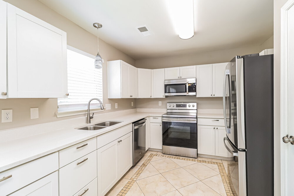 Building Photo - 112 Bluffton Rd