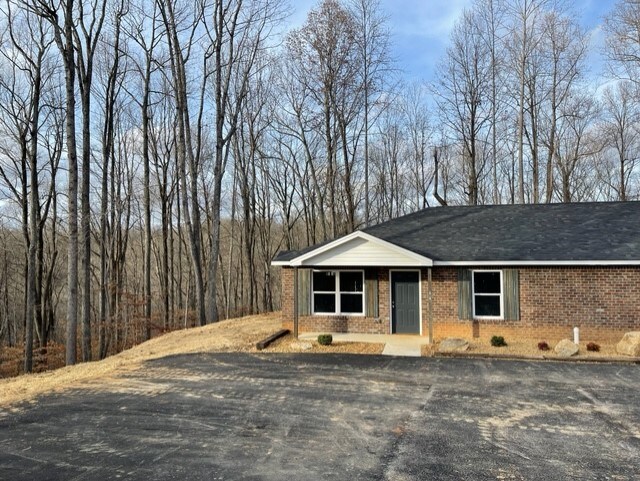 Building Photo - 69 McMurtry Rd