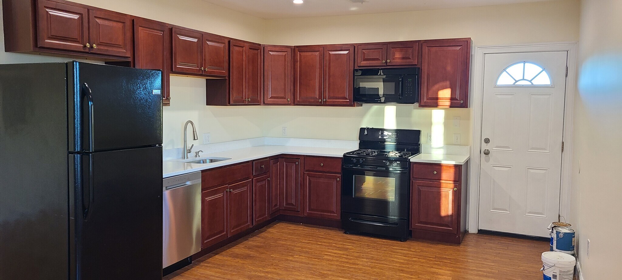 Kitchen - 9 Alban St