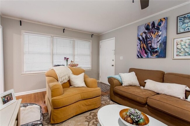 Building Photo - 1138 Arlington Pkwy NE