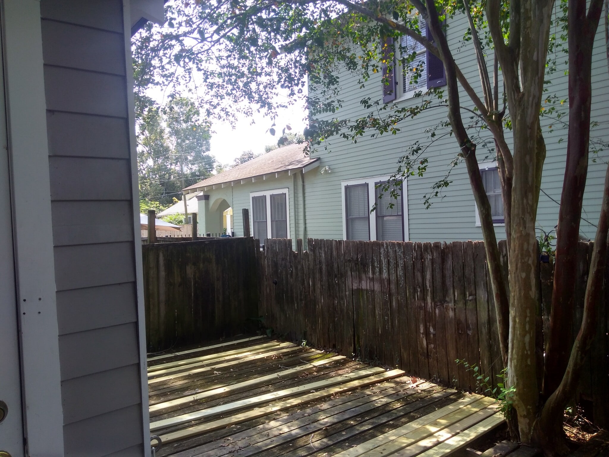 Building Photo - 540 Camelia Ave