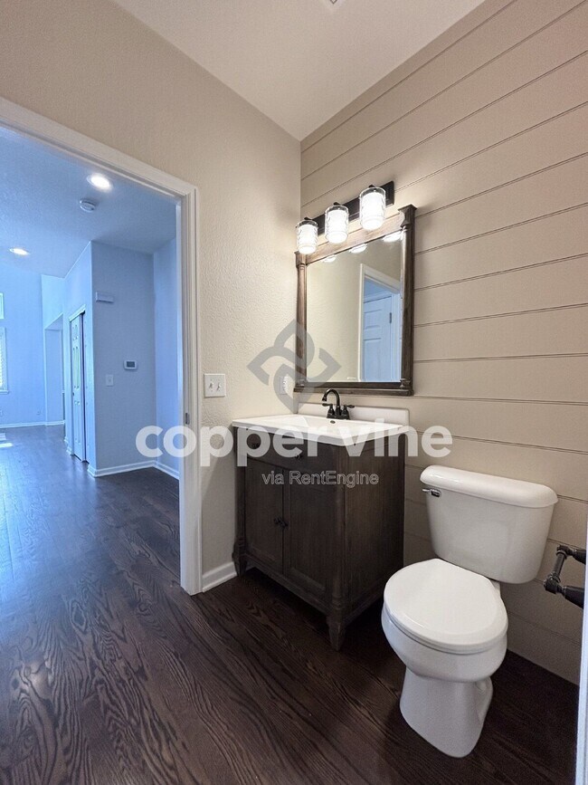 Building Photo - 14487 Jason Dr