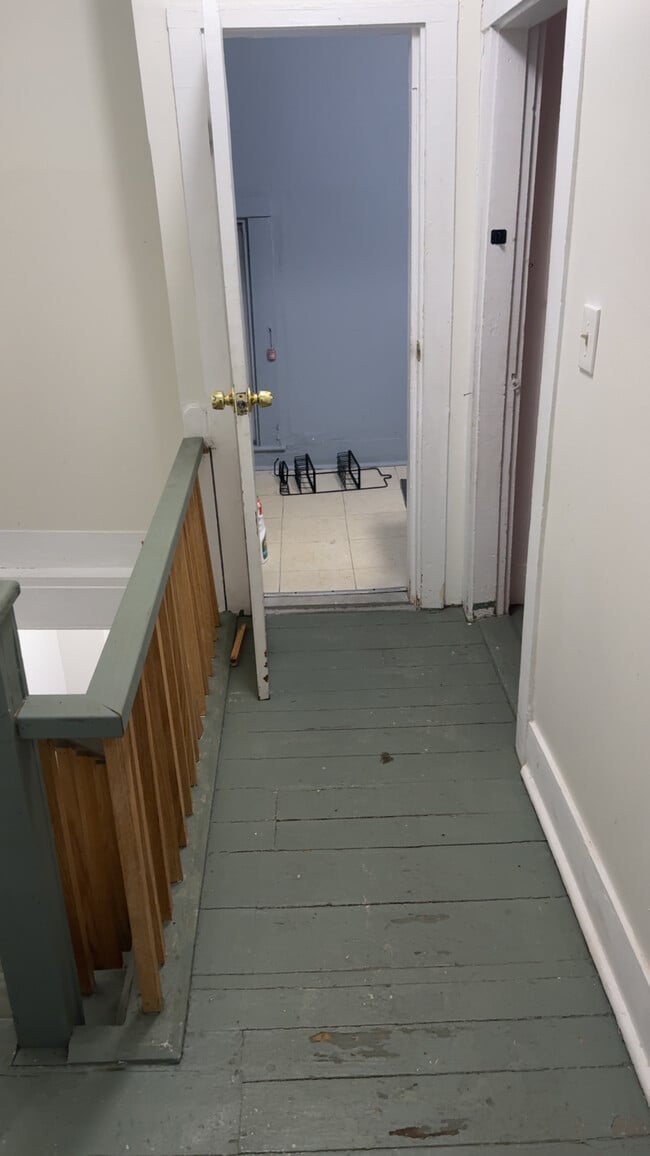 Building Photo - 78 Webster Ave