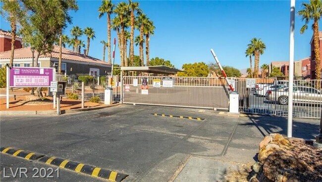 Building Photo - $500 OFF MOVE-IN! 2 Bedroom Condo near Air...