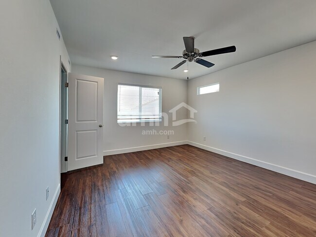 Building Photo - 4816 Blushing Star St