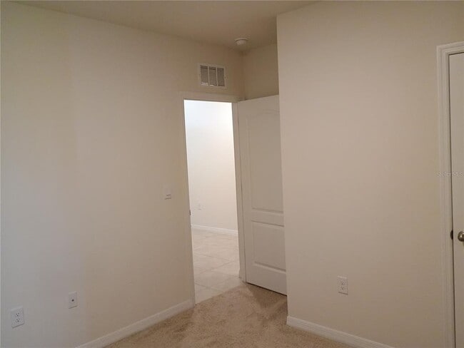 Building Photo - 3358 Eastgrove Ter
