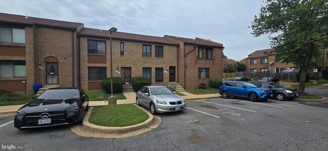 Building Photo - 3103 Apple Rd NE