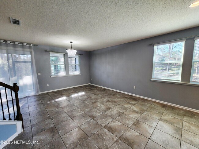 Building Photo - 99 Bush Pl