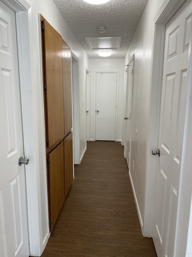 Building Photo - 510 E 28th St