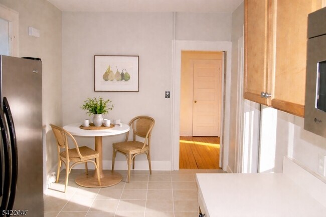 Building Photo - 17 Mountain View Pl