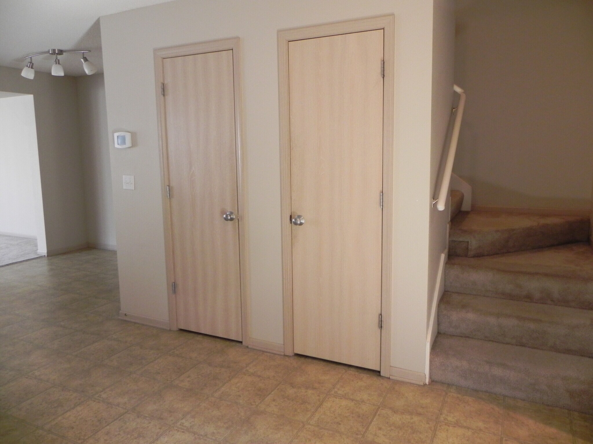 Pantry - 9840 N Lewis Ave