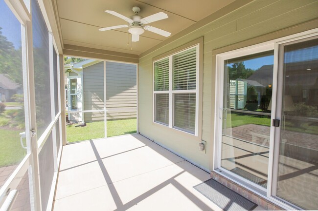 Building Photo - The Reserve - Market Common