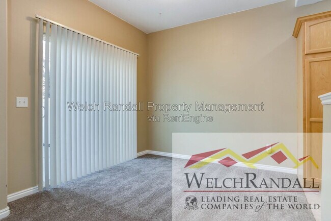 Building Photo - 167 Mountain Peak Dr