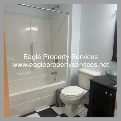 Building Photo - 3010 Lamory Ln