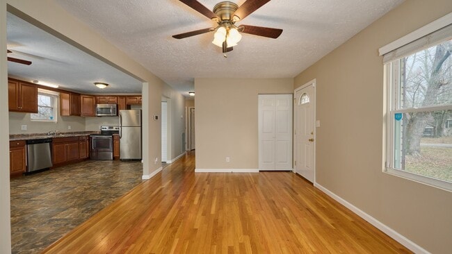 Building Photo - Coming Soon: 3BR, 1 1/2BA house