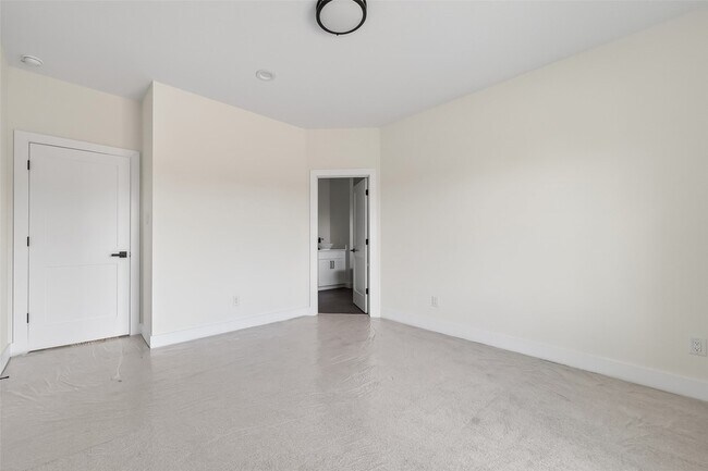 Building Photo - 12319 New Jordan Ln