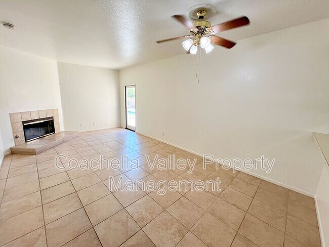 Building Photo - 74475 Driftwood Dr