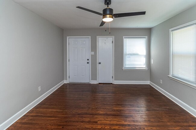Building Photo - 3 BR | 1 BA Brick Home in Goldsboro - just...
