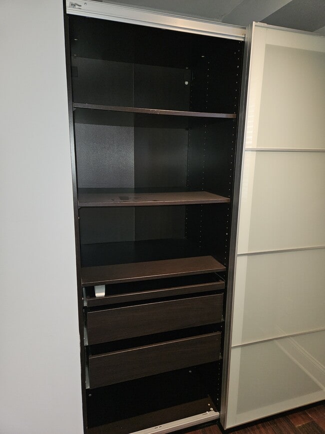 Building Photo - 317 Homeland Southway