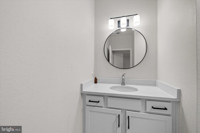 Building Photo - 1591 Spring Gate Dr.