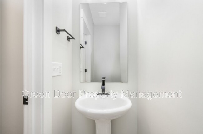 Building Photo - 2035 N 3830 W
