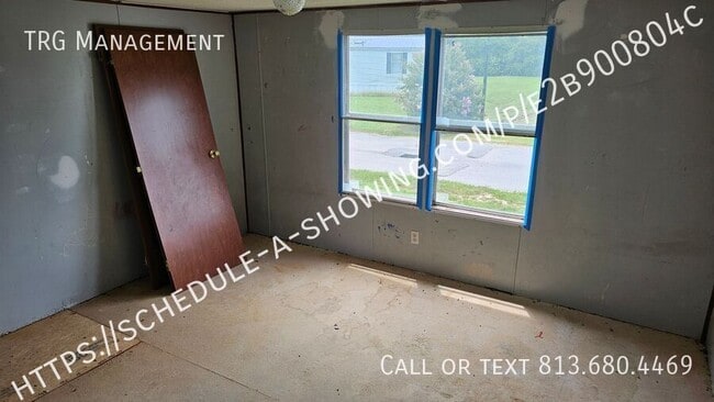 Building Photo - 111 Albacore Ln