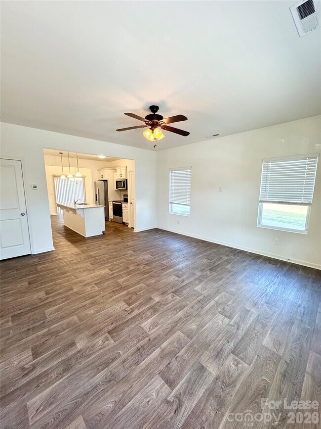 Building Photo - 13929 Clayborn St