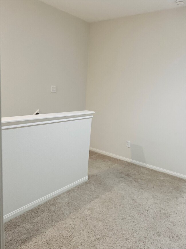 Building Photo - 133 E Montfair Blvd