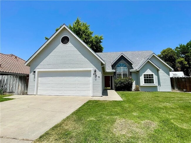 Primary Photo - Spacious 4-Bedroom Home in Desirable North...